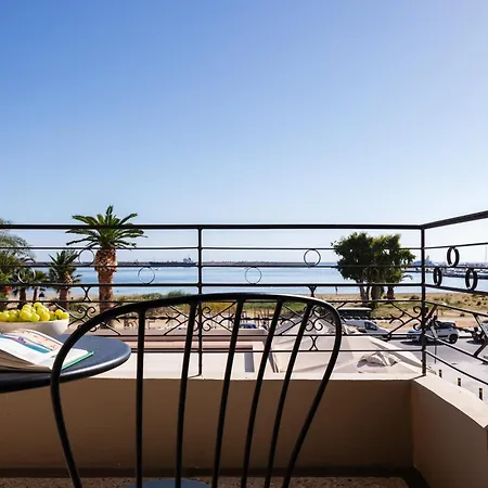 Apartment Chryssi Seafront Living, 01 Bedroom Up To 3!